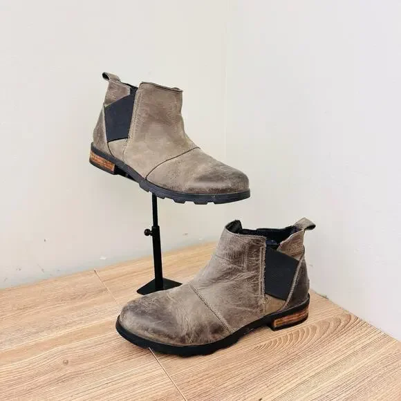 Sorel Emelie Chelsea boots. Down Leather Women’s Size 10 - Picture 1 of 10